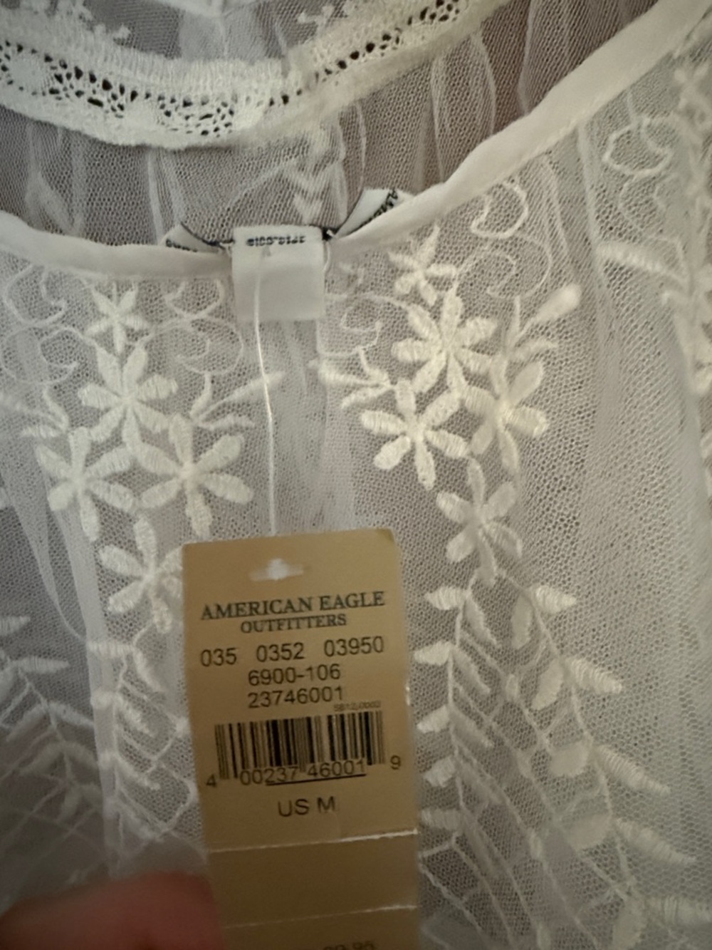 American Eagle Outfitters White Lace Embroidered Cami - Picture 4 of 4